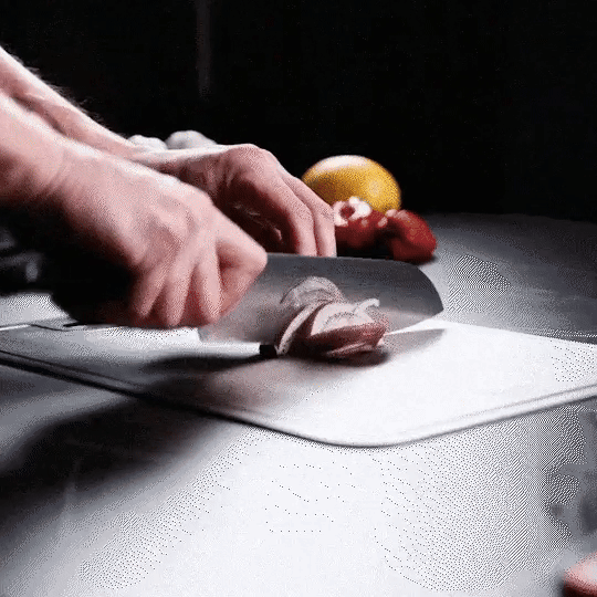 Video Titara Schneidebrett.gif__PID:f8ebd4e8-e230-4a5b-bc70-386484e6ef51
